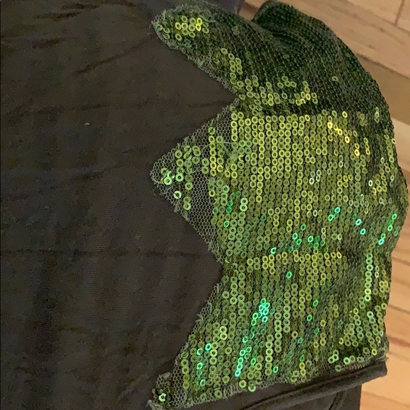 BOGO FREE Romeo & Juliet Couture Olive Green Top with Sequins - Picture 2 of 3